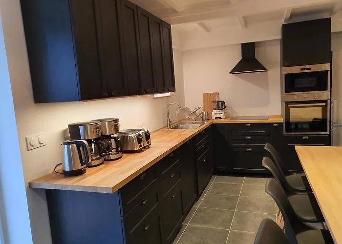 Holiday home Au Jardin De Capucine Bricqueville-sur-Mer